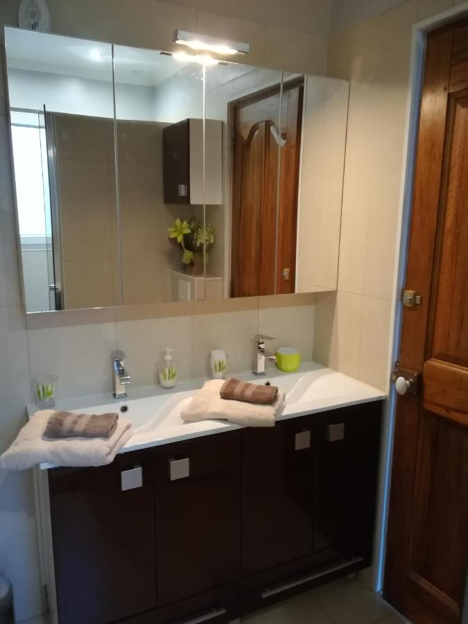 Appartements Dans Villa Privee Avec Piscine, Jardin, Parking Clos, Wifi, Climatisation 메이헤이유 외부 사진