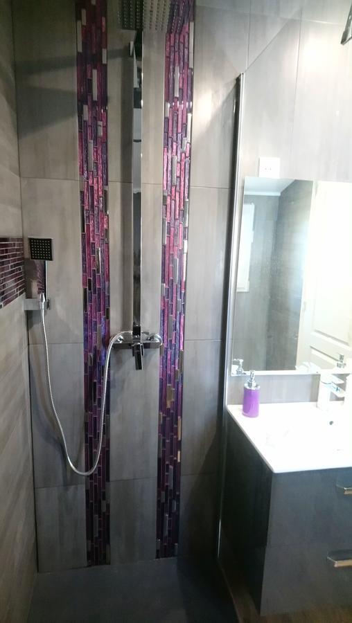 Appartements Dans Villa Privee Avec Piscine, Jardin, Parking Clos, Wifi, Climatisation 메이헤이유 외부 사진
