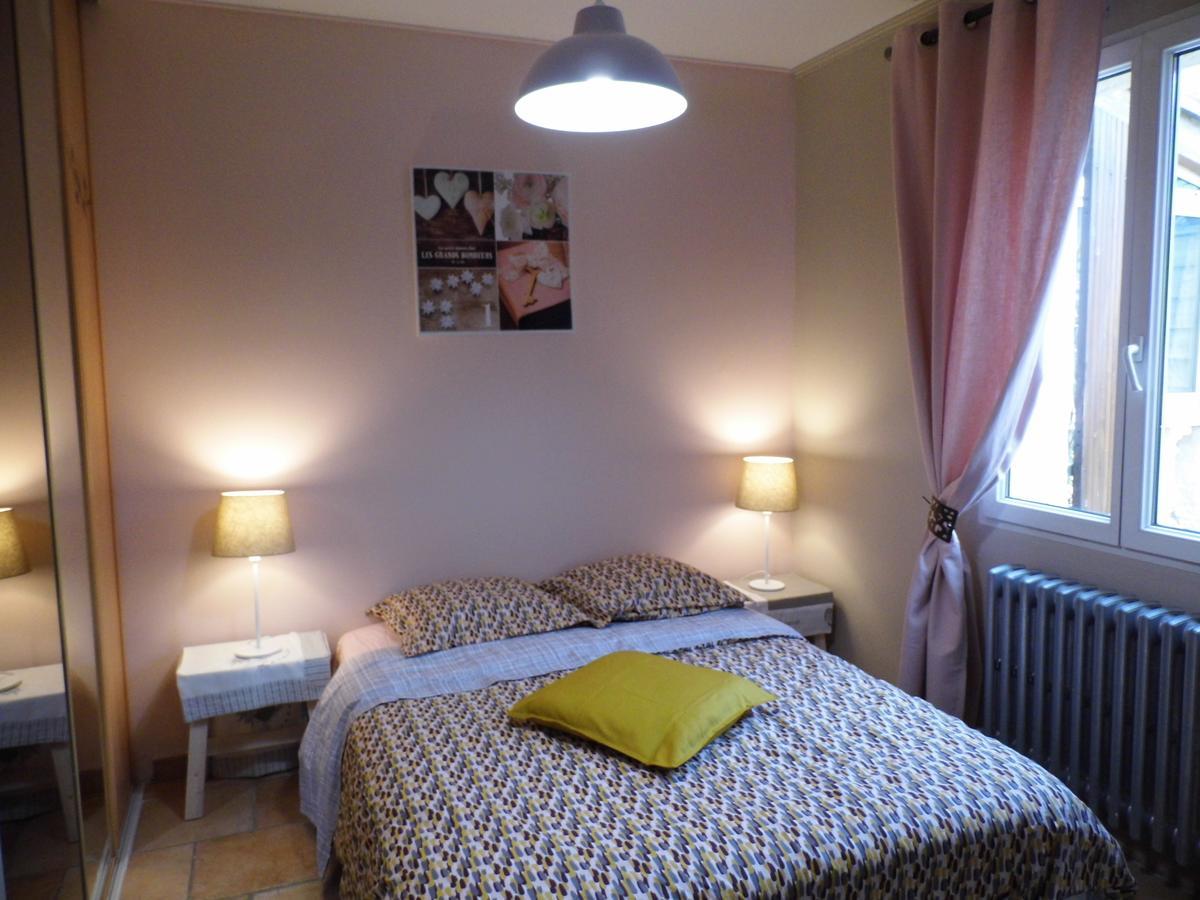 Appartements Dans Villa Privee Avec Piscine, Jardin, Parking Clos, Wifi, Climatisation 메이헤이유 외부 사진