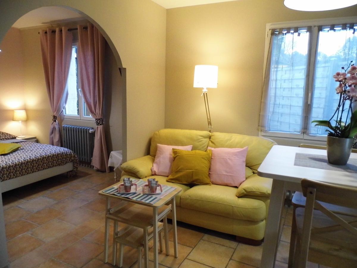 Appartements Dans Villa Privee Avec Piscine, Jardin, Parking Clos, Wifi, Climatisation 메이헤이유 외부 사진
