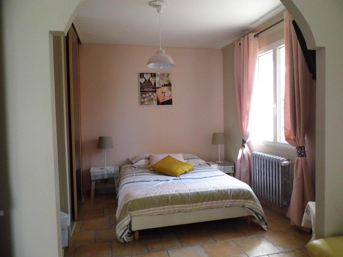 Appartements Dans Villa Privee Avec Piscine, Jardin, Parking Clos, Wifi, Climatisation 메이헤이유 외부 사진