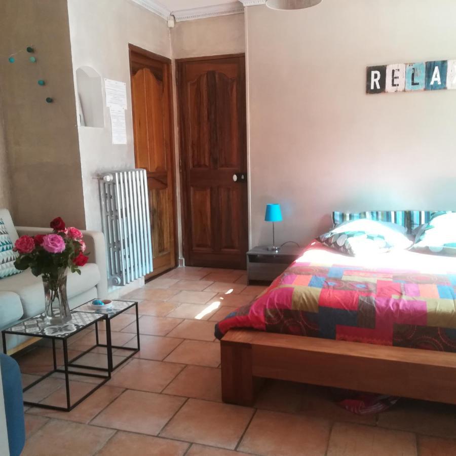 Appartements Dans Villa Privee Avec Piscine, Jardin, Parking Clos, Wifi, Climatisation 메이헤이유 외부 사진
